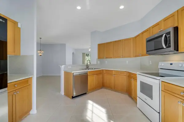 708 SW Rocky Bayou Terrace, Port St Lucie, FL 34986