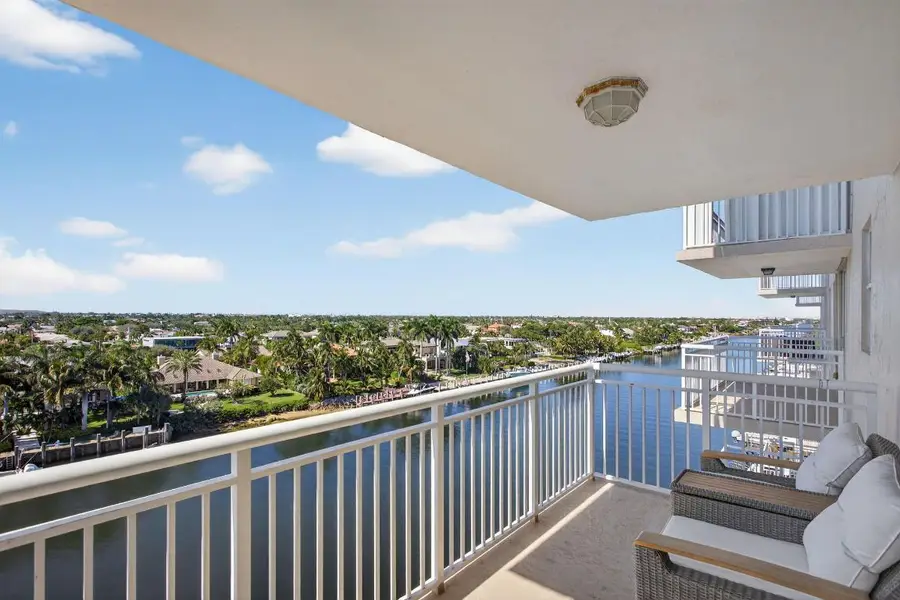 1050 Hillsboro Mile #704w, Hillsboro Beach, FL 33062 - Image #2