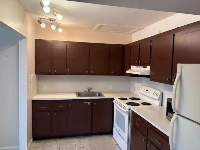 35 Mansfield A #35, Boca Raton, FL 33434 - Image #2