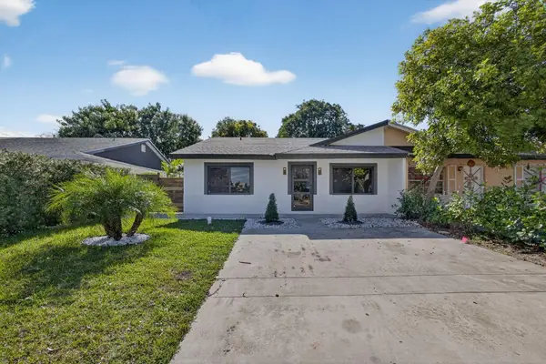 3900 Kenas Street, West Palm Beach, FL 33403