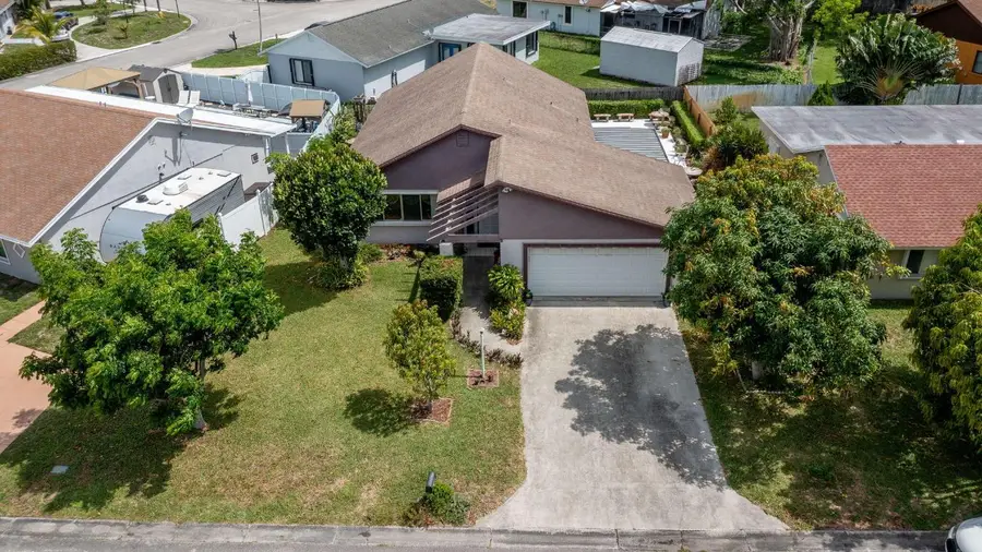 3623 Walden Lane, West Palm Beach, FL 33406 - Image #2