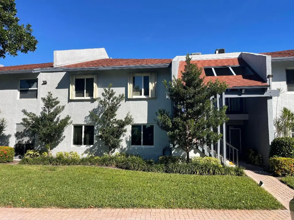 6525 S Oriole Boulevard #1050, Delray Beach, FL 33446 - Image #1