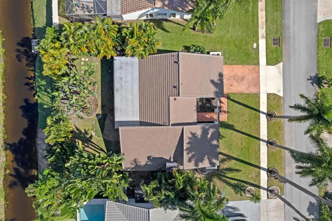2327 SW 23rd Cranbrook Drive, Boynton Beach, FL 33436 - Image #1