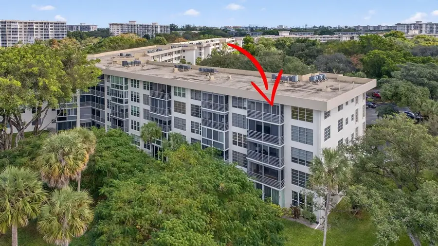 3960 Oaks Clubhouse Drive #512, Pompano Beach, FL 33069 - Image #3
