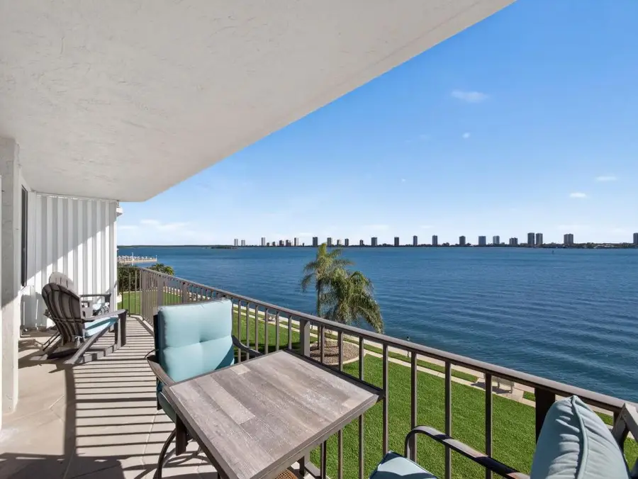 801 Lake Shore Drive #405, Lake Park, FL 33403 - Image #2