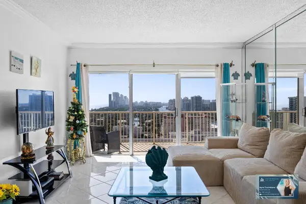 1985 S Ocean Drive #Pha, Hallandale Beach, FL 33009