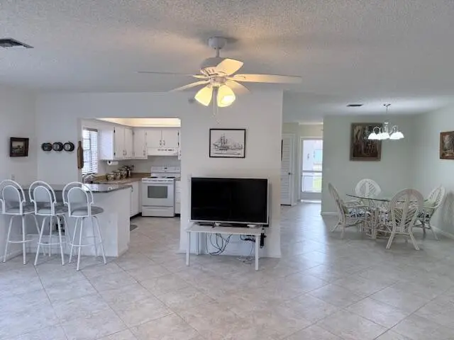 936 Savannas Point Drive #D, Fort Pierce, FL 34982 - Image #2