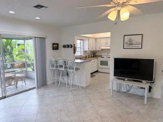 936 Savannas Point Drive #D, Fort Pierce, FL 34982 - Image #3