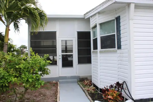 3281 Columbrina Circle, Port St Lucie, FL 34952