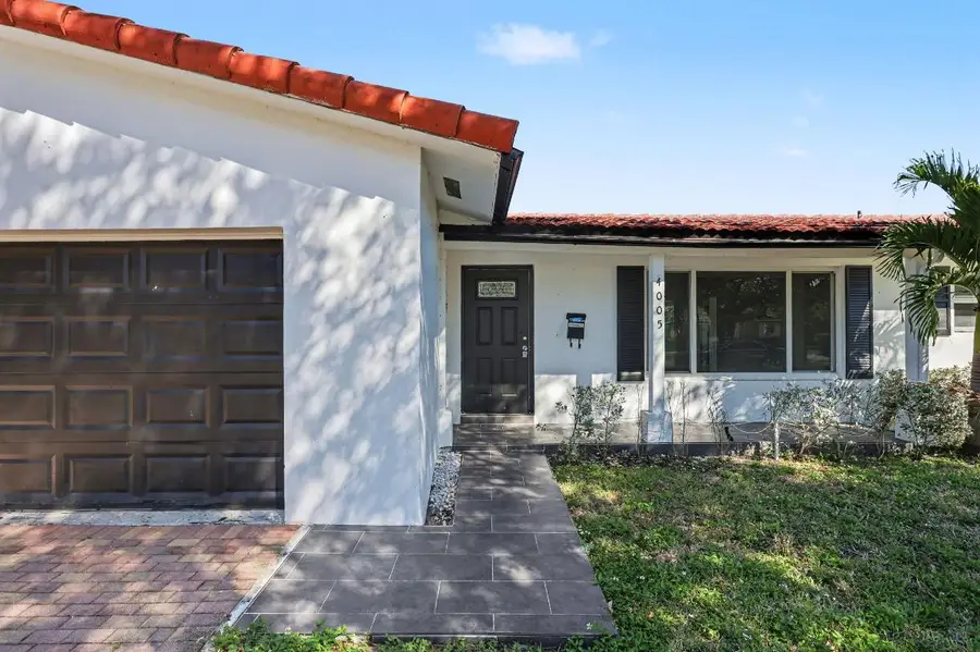 4005 NW 76th Avenue, Coral Springs, FL 33065 - Image #3