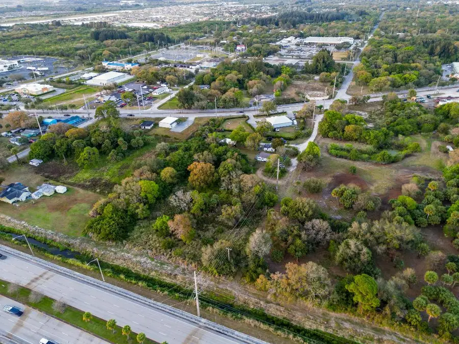 2111 S 37th Street, Fort Pierce, FL 34947 - Image #2