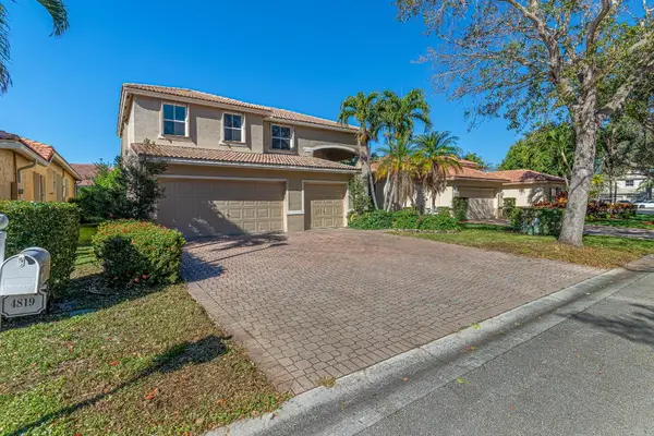 4819 NW 53rd Circle, Coconut Creek, FL 33073