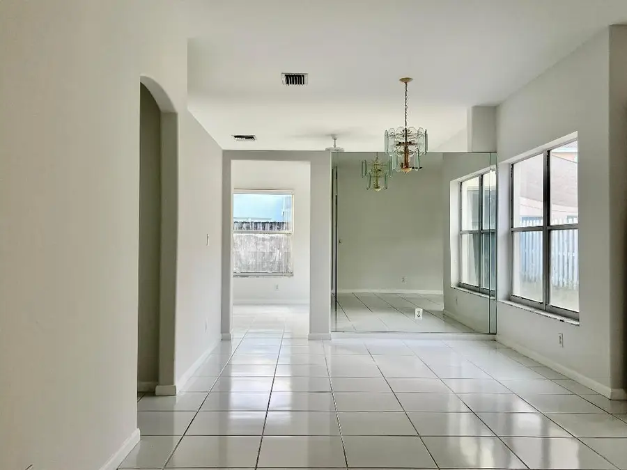 6909 Desert Inn Terrace, Lake Worth, FL 33463 - Image #3