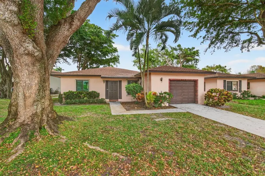14584 Bonaire Boulevard, Delray Beach, FL 33446 - Image #2