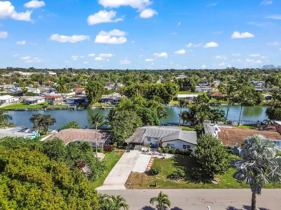 1080 W Shore Drive, West Palm Beach, FL 33406 - Image #3