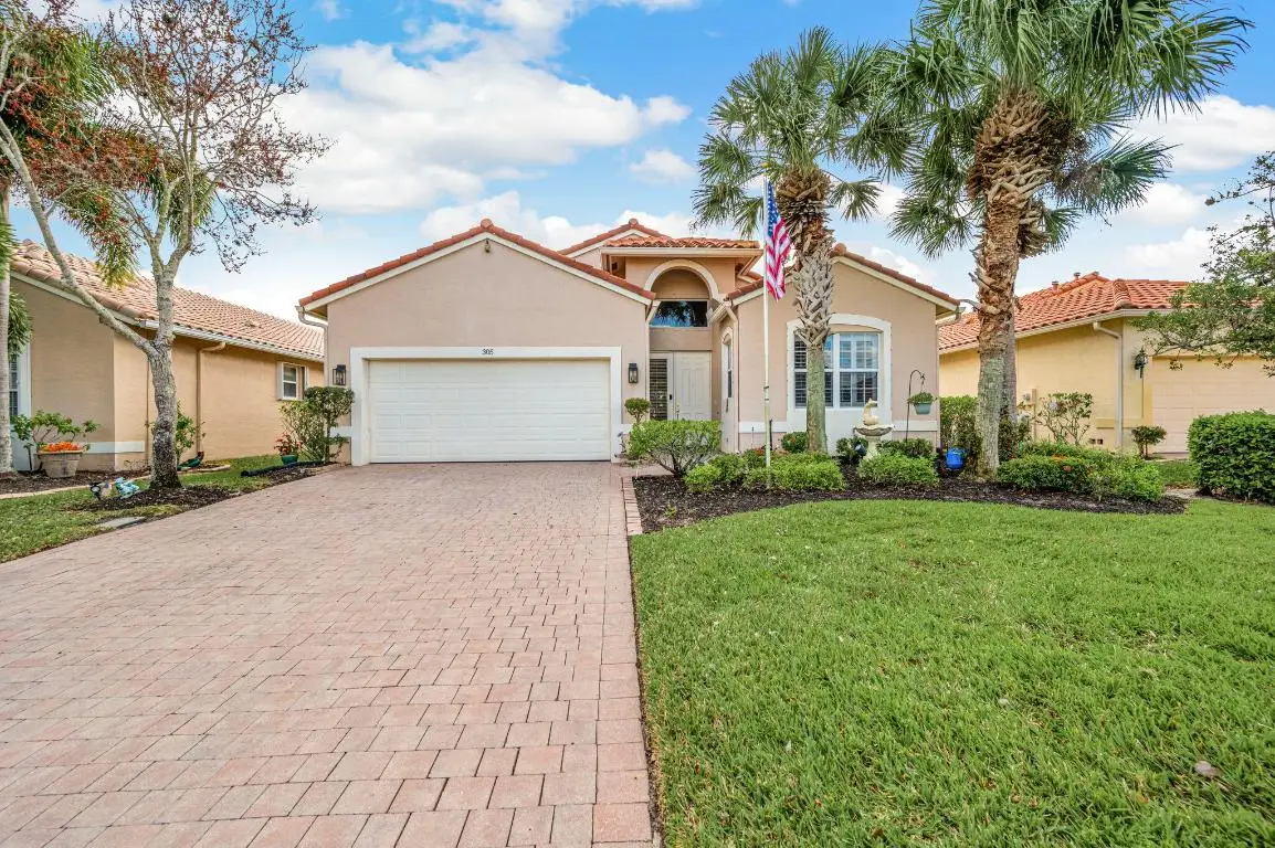 305 NW Springview Loop, Port Saint Lucie, FL 34986 - Image #1