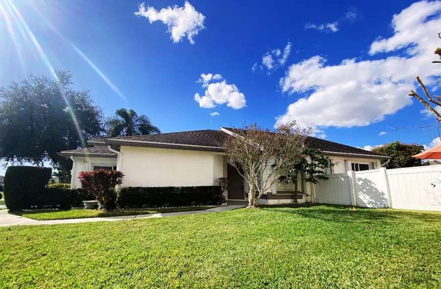 3830 Circle Lake Drive, West Palm Beach, FL 33417 - Image #3
