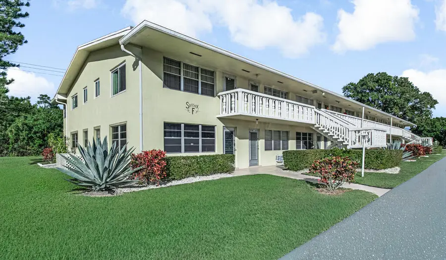 103 Sussex F, West Palm Beach, FL 33417 - Image #2