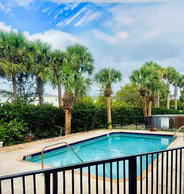 1021 Crystal Lake Drive #315, Deerfield Beach, FL 33064