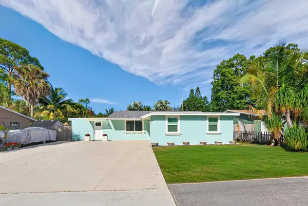 5565 Papaya Road, West Palm Beach, FL 33413