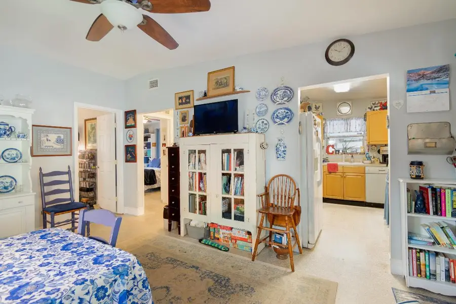 206 SE 3rd Avenue, Boynton Beach, FL 33435 - Image #3