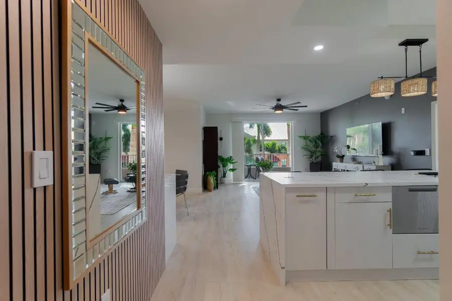 804 E Windward Way #307, Lantana, FL 33462 - Image #2