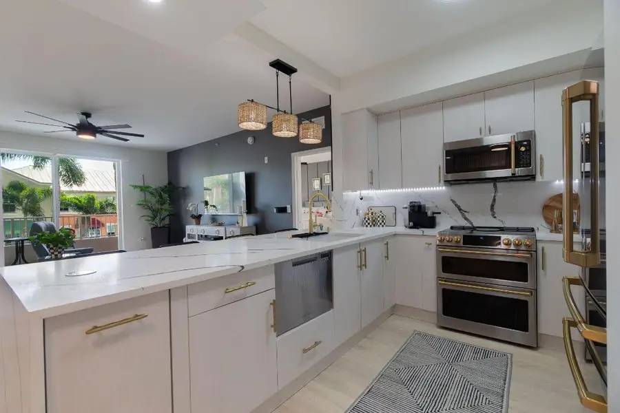 804 E Windward Way #307, Lantana, FL 33462 - Image #3