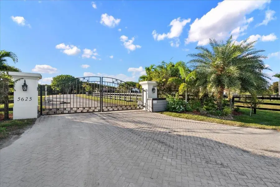 5625 140th Avenue S, Wellington, FL 33449 - Image #2