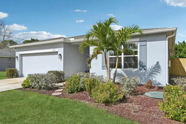 1561 SW Latshaw Avenue, Port St Lucie, FL 34953