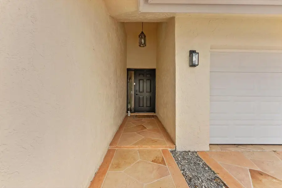 175 Executive Circle, Boynton Beach, FL 33436 - Image #2