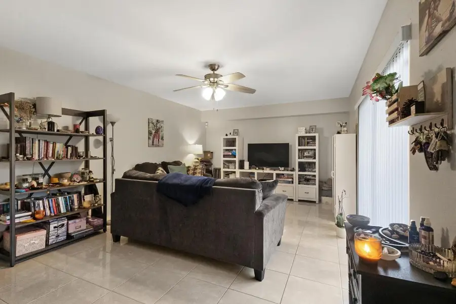 245 Charter Way, West Palm Beach, FL 33407 - Image #3