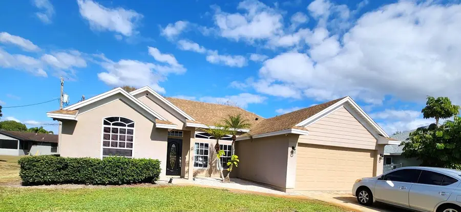 721 SW Swan Avenue, Port Saint Lucie, FL 34983 - Image #2
