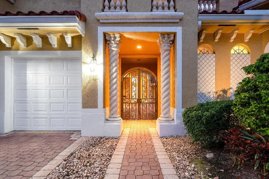 7077 Via Mediterrania, Boca Raton, FL 33433 - Image #2