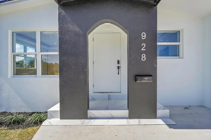 928 Market Street, West Palm Beach, FL 33401 - Image #3