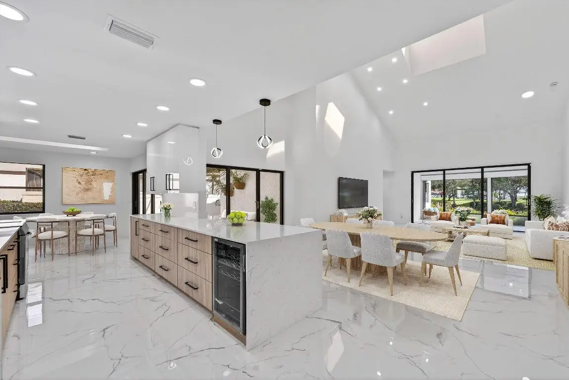 6 Clubhouse Lane, Boynton Beach, FL 33436 - Image #1