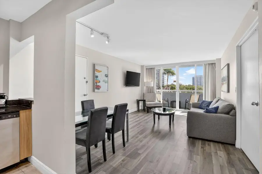 2670 E Sunrise Boulevard #320, Fort Lauderdale, FL 33304 - Image #2