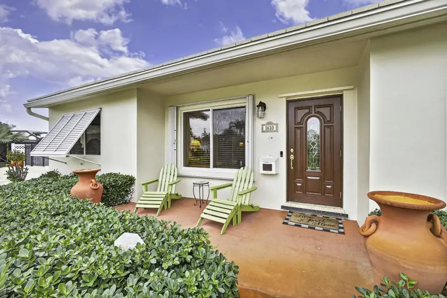 1610 Crest Drive, Lake Worth, FL 33461 - Image #3