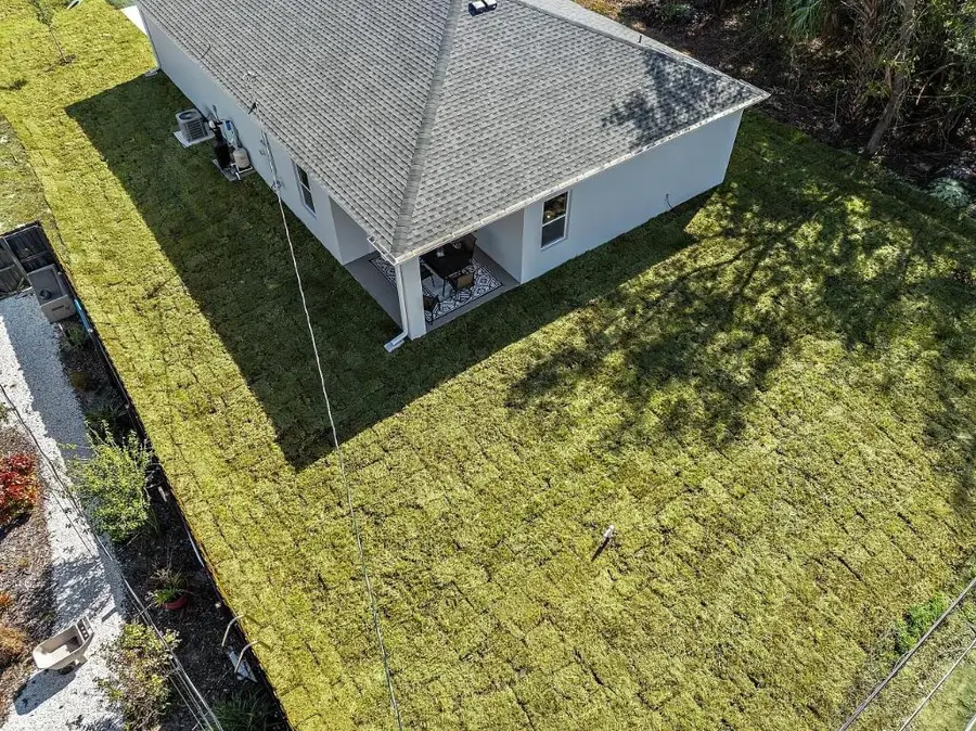 8635 98th Court, Vero Beach, FL 32967 - Image #2