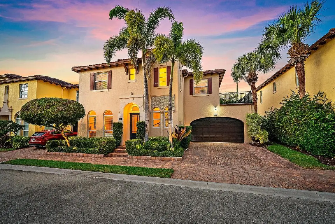 107 Via Poinciana Lane, Boca Raton, FL 33487 - Image #1
