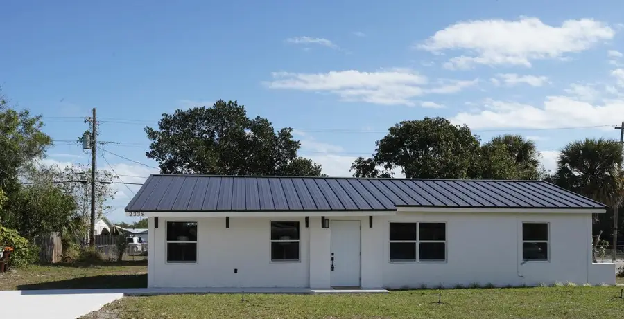 2338 2nd Court Se, Vero Beach, FL 32962 - Image #2