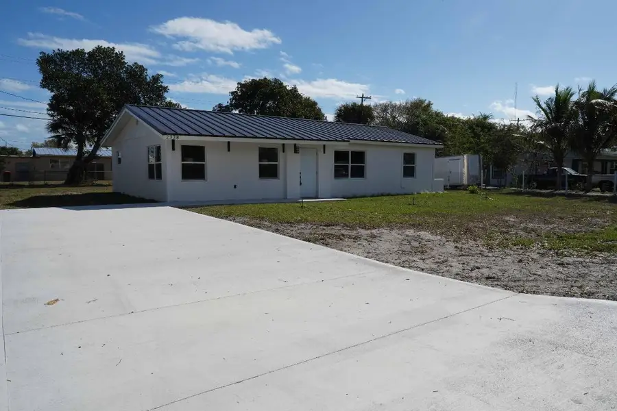 2338 2nd Court Se, Vero Beach, FL 32962 - Image #3