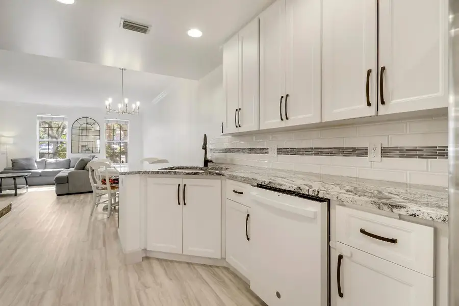 112 Wentworth Court, Jupiter, FL 33458 - #3