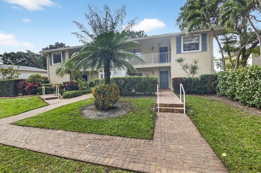 33 Westgate Lane #C, Boynton Beach, FL 33436 - Image #2