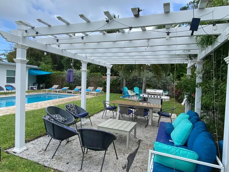 304 SE 3rd Street, Delray Beach, FL 33483 - Image #2