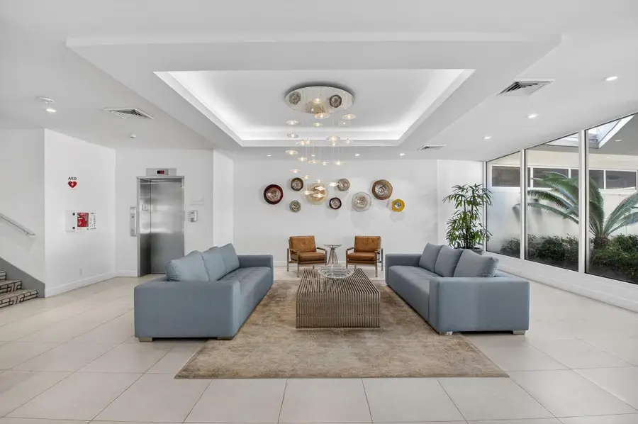 555 SE 6th Avenue #9g, Delray Beach, FL 33483 - Image #2