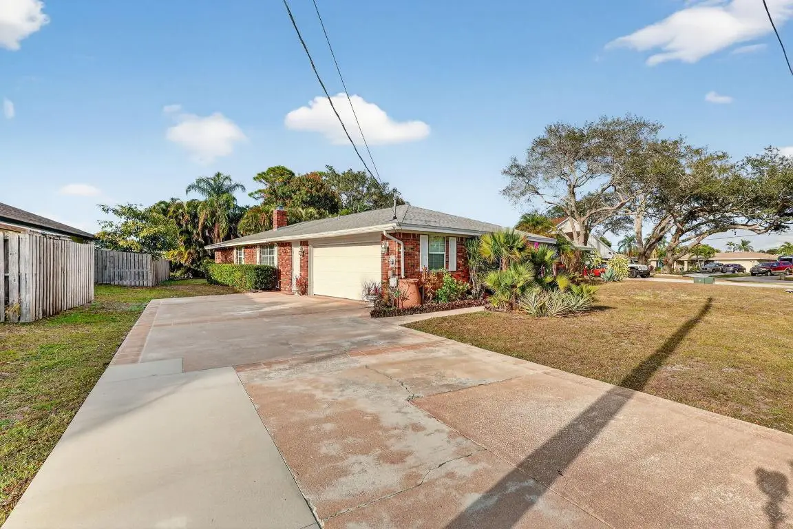 1207 SE Palm Beach Road, Port Saint Lucie, FL 34952 - Image #1