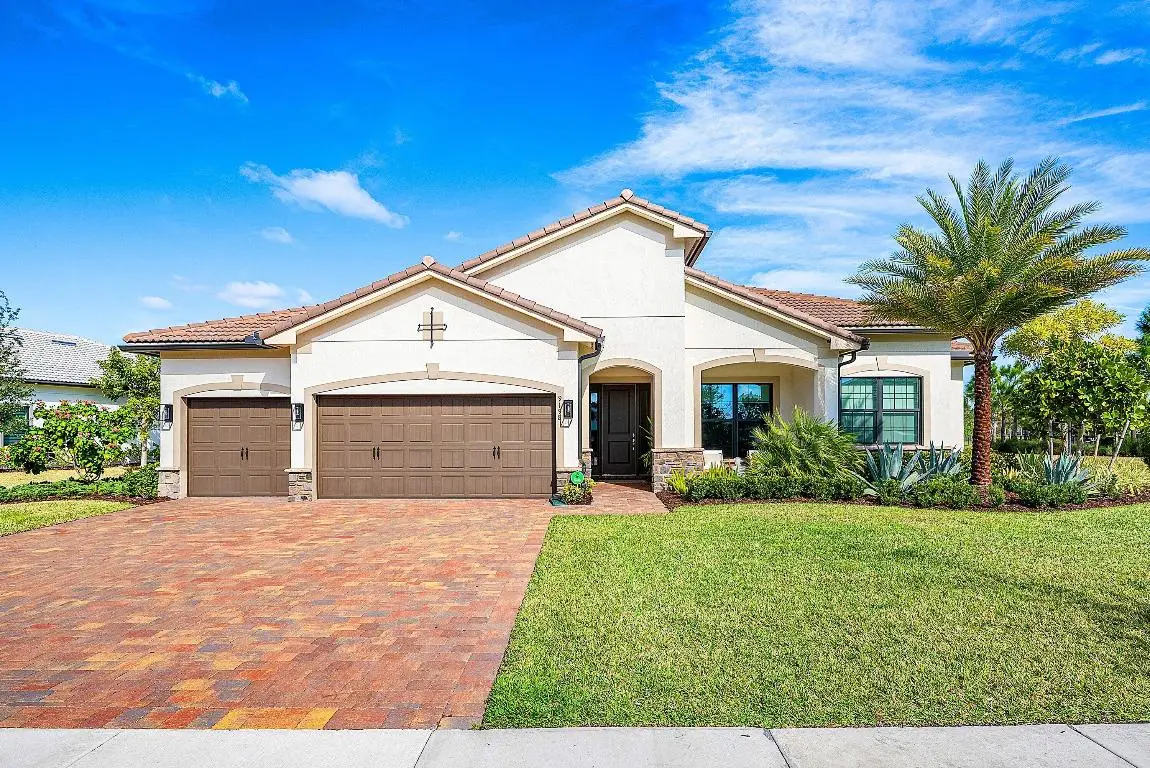 9198 Balsamo Drive, Palm Beach Gardens, FL 33412 - Image #1