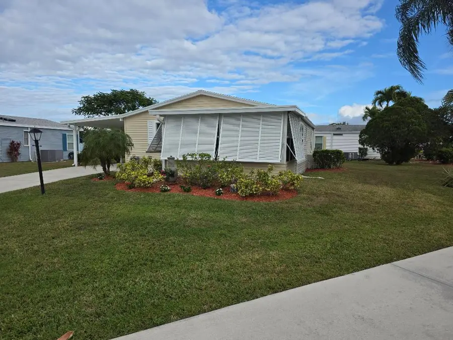 8524 Viburnum Court, Port Saint Lucie, FL 34952 - Image #2