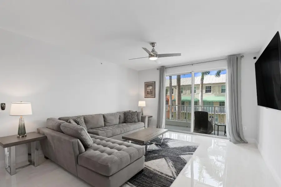 802 W Windward Way #217, Lantana, FL 33462 - Image #2