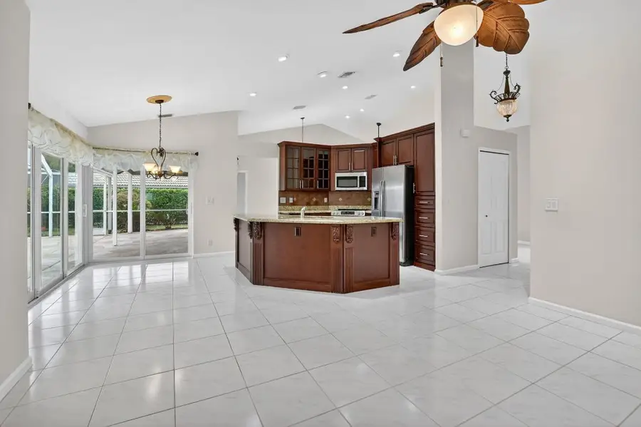 10194 Canoe Brook Circle, Boca Raton, FL 33498 - Image #2